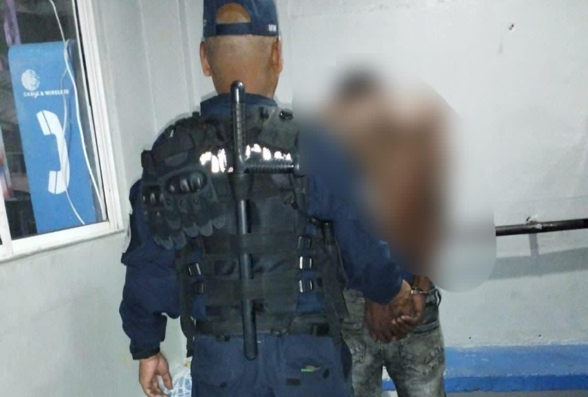 Lo meten a la chirola por tratar de hurtar un aire acondicionado de una escuela 