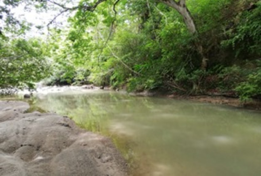 Investigan presunta extracción ilegal de agua del río Mata Ahogado 