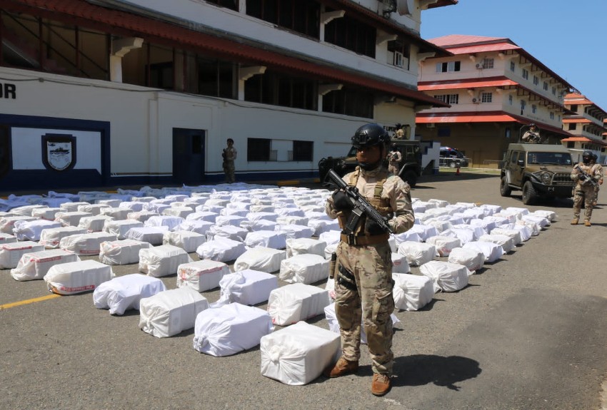 ¡Dan otro golpe al narcotráfico! Decomisaron unas cinco toneladas de drogas en puerto de Colón 