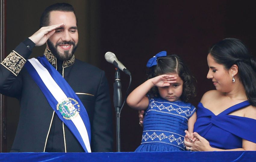 Nayib Bukele asume su segundo mandato consecutivo en El Salvador 