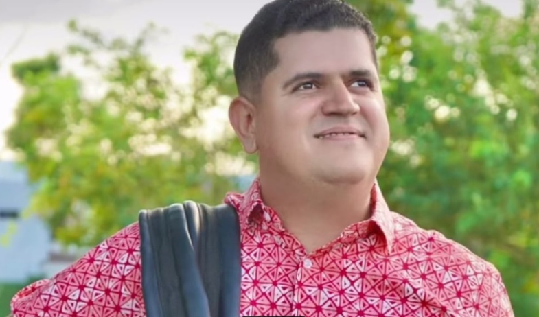 Isaac De León inicia tour por sus 25 años de carrera artística junto a grandes del típico 