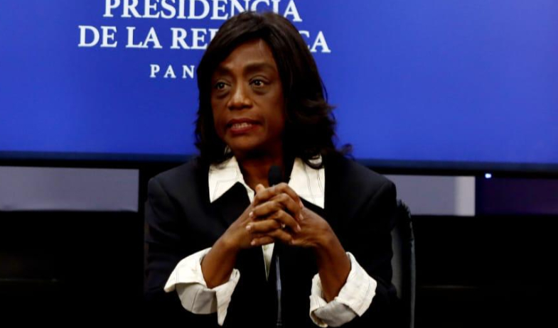 Ministra de Educación anuncia reanudación de clases este 29 de abril en todo el país 