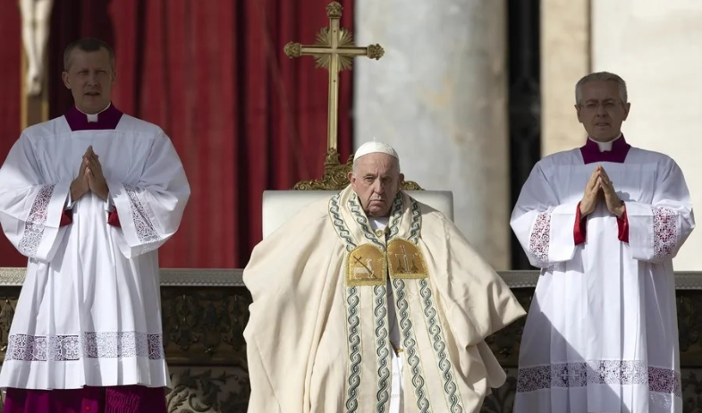 ¿Cuáles son los pasos de la liturgia tras la muerte del papa? 