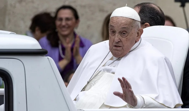 Los católicos en el mundo lloran... Muere el papa Francisco 
