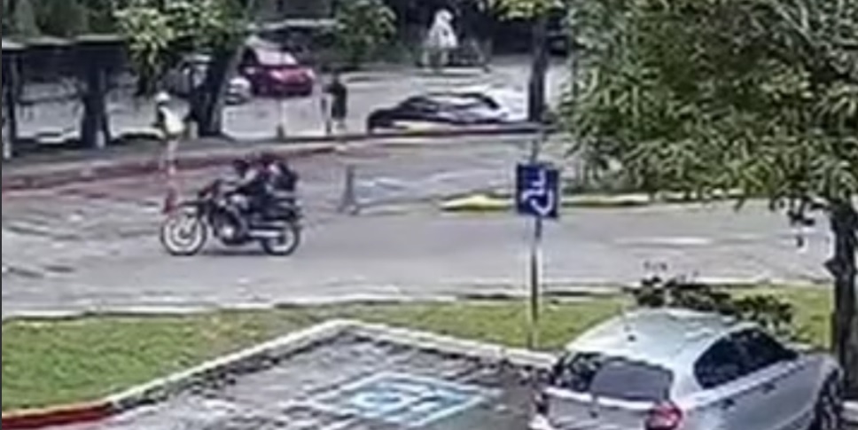Polémica por ingreso de unidades motorizadas de la Policía Nacional a la Universidad de Panamá 