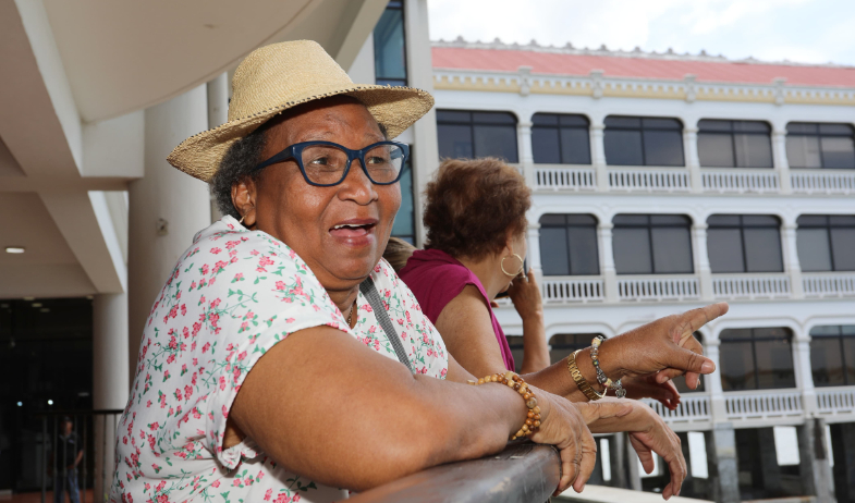 La Ruta del Arte y la Cultura: un viaje de creatividad y recuerdos para adultos mayores 