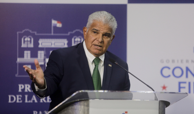 Panamá se prepara para dialogar con con minera canadiense tras retiro de última demanda 