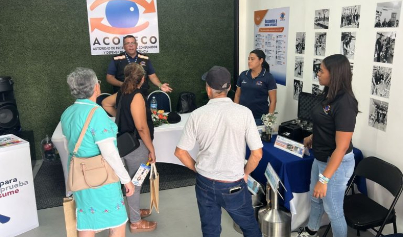 Personas con discapacidad tienen derecho a descuentos, explica Acodeco 