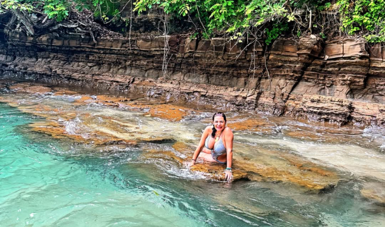 'La Chechi' celebra la vida y el bienestar desde Isla Contadora 