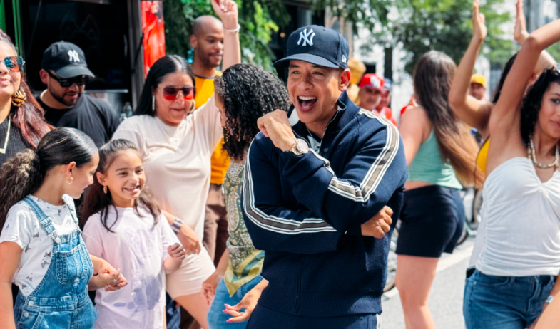 Daddy Yankee  vuelve al ruedo secular con su nuevo sencillo, ‘Sonríele’ 