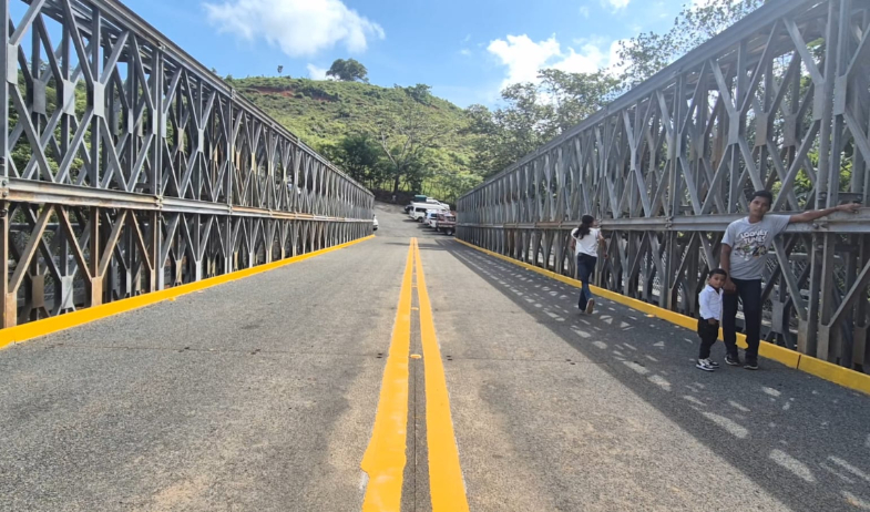 Abren paso por el esperado tercer puente sobre el río La Villa  