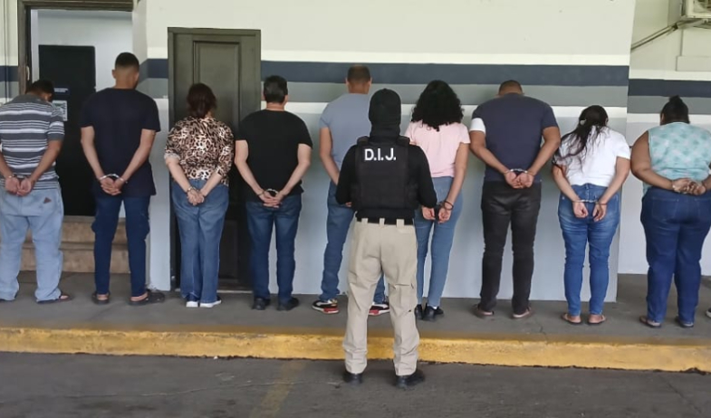 Policía desarticula red delictiva dedicada a delitos financieros y blanqueo de capitales  