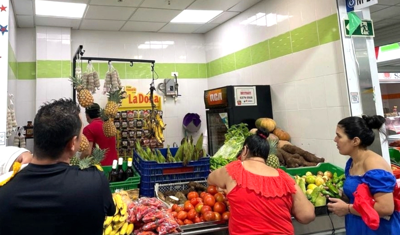 Pequeños comerciantes de Chitré preocupados por alza de precios y baja en venta 