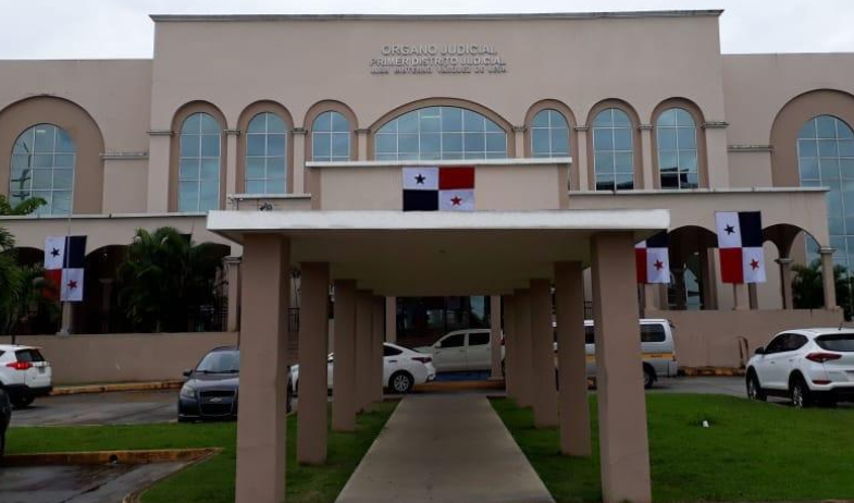 Capturan a hombre acusado de extorsionar con armas a dueños de fincas en Colón 