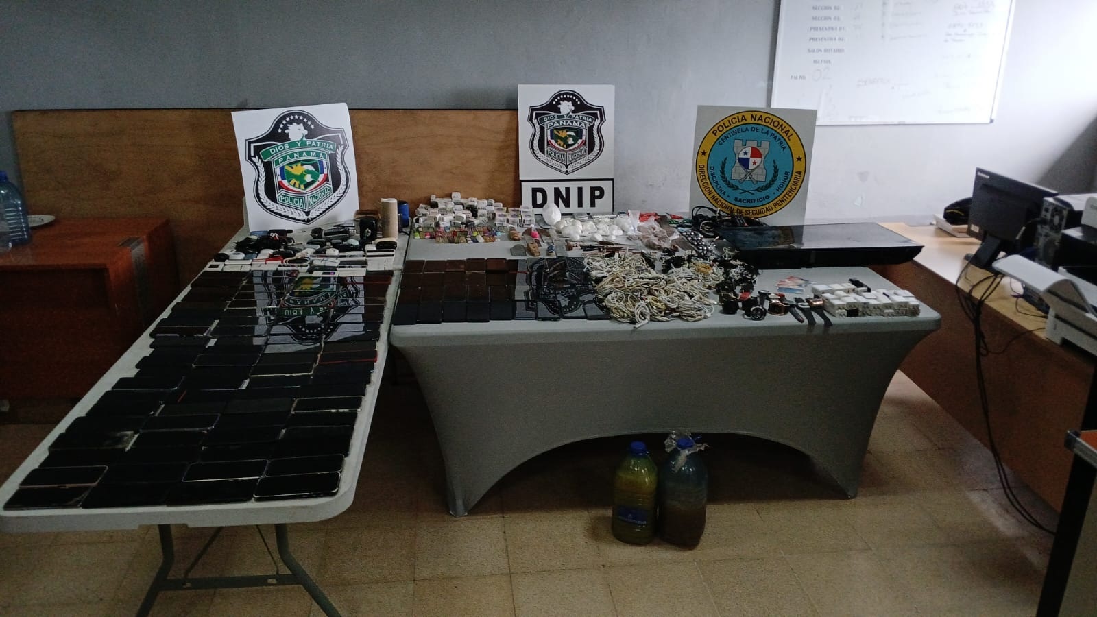  Decomisan droga y equipos tecnológicos tras operativo en el Centro Penitenciario  de Tinajitas 