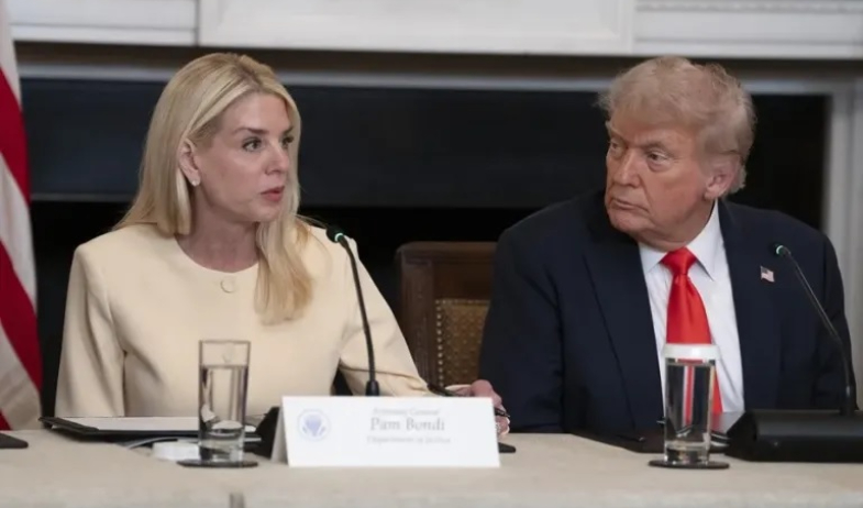 Fiscal de EE.UU. despide a 20 empleados que trabajaron en casos penales contra Trump 
