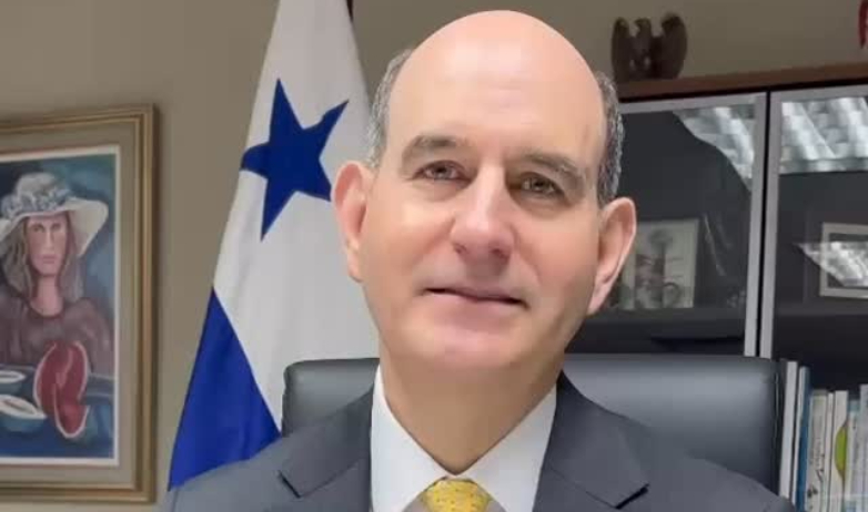 Felipe Chapman aclara noticias falsas sobre aumento de impuestos en Panamá 