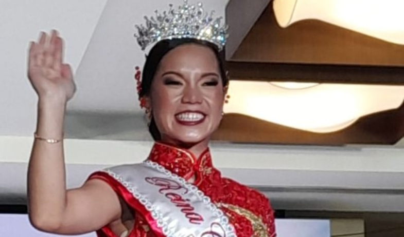 Michelle Kan Cárdenas es coronada Reina China Panamá 2025  