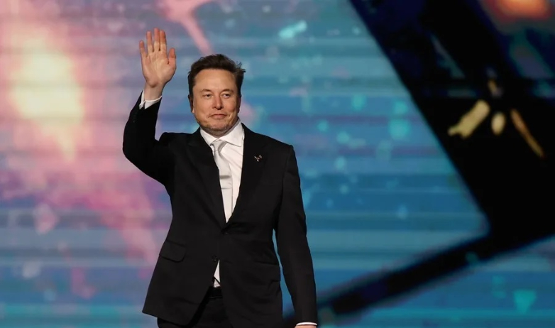 Elon Musk denuncia a OpenAI y Apple por 'inhibir' la competencia en inteligencia artificial 