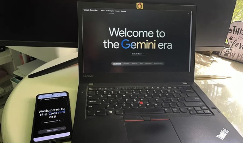 Google lanza un modelo de IA que hace sombra a Photoshop y Adobe lo incluye en su ecosistema 