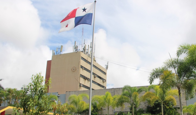 Falla eléctrica en planta de Chilibre afecta suministro de agua y se suspenden clases en la Universidad de Panamá 