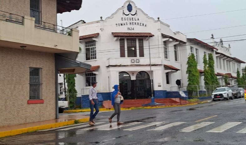 Escuela Tomás Herrera de Chitré vuelve a ser blanco de la delincuencia 