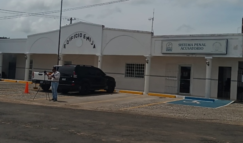 Suspenden audiencia contra hermanos vinculados a homicidio en Garnaderita 