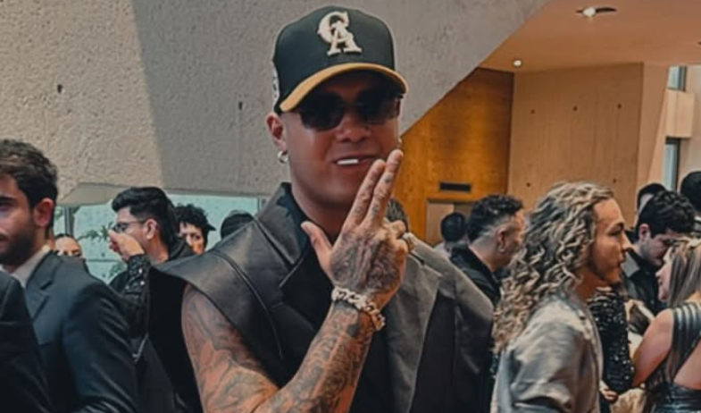 Boza celebra su segunda nominación al Latin Grammy estando 'orgulloso de representar al país más único del mundo' 