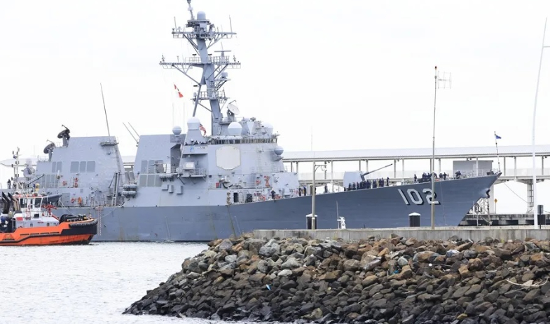 Un buque destructor lanzamisiles del Ejército de EE.UU está de 'visita de cortesía' en Panamá 