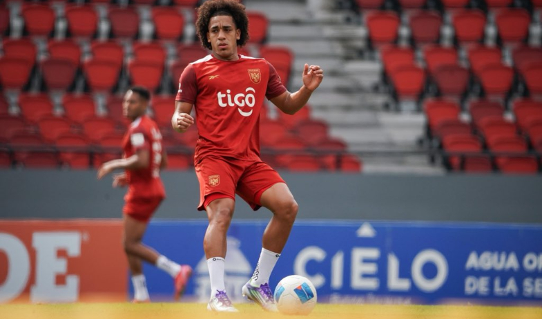 Panamá inicia su camino al Mundial frente a Surinam, el rival más incómodo en el grupo A 