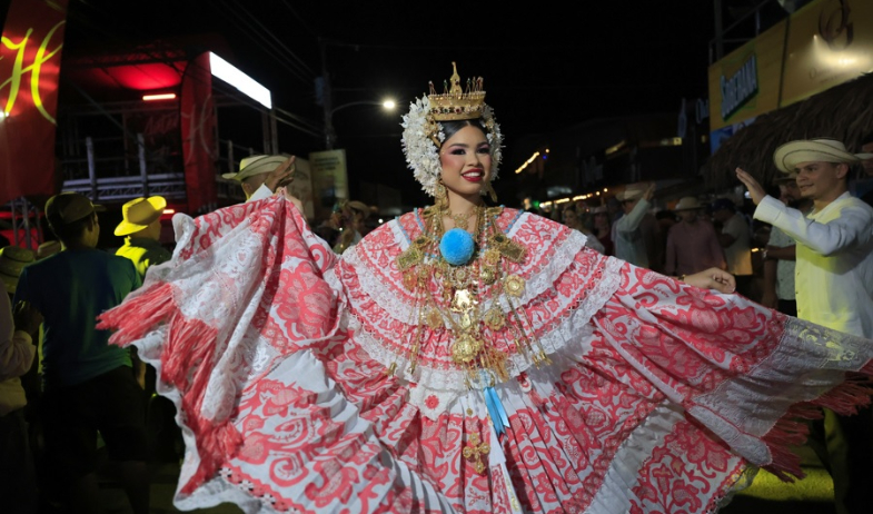 Guararé vibra con la Mejorana: tradición, fe y folclore en el corazón de Panamá 