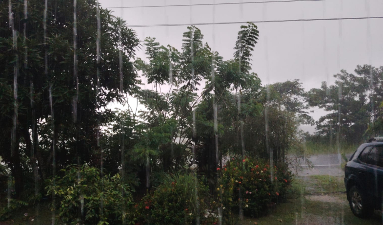 Lluvias y tormentas eléctricas marcan este lunes en gran parte del país 