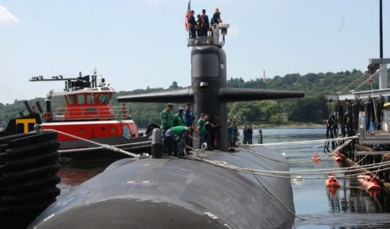 Un video no muestra un submarino de EE.UU. cruzando el Canal de Panamá rumbo a Venezuela 