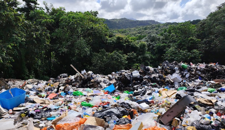 MiAmbiente investiga vertedero improvisado en María Chiquita, Colón 