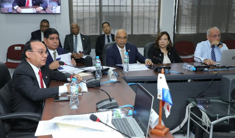 Recorte presupuestario afectará matrícula e infraestructura en sedes regionales de la Universidad de Panamá 