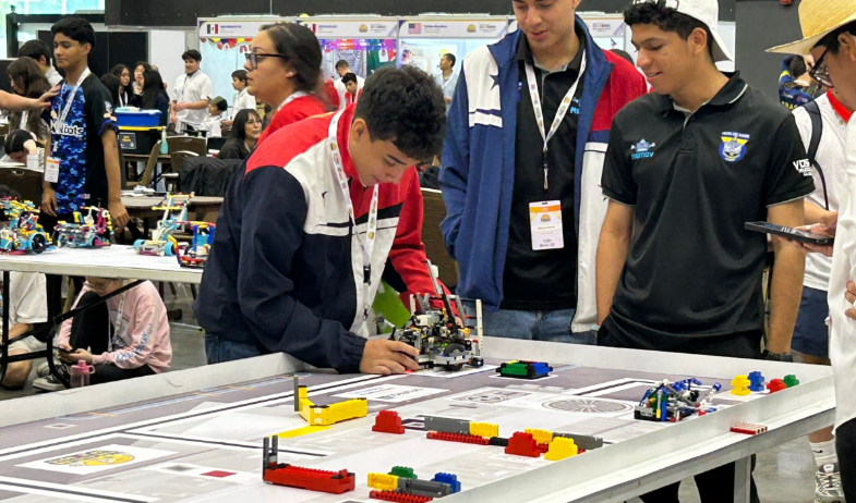 ¡Panamá se corona campeón en la WRO Américas 2025! 