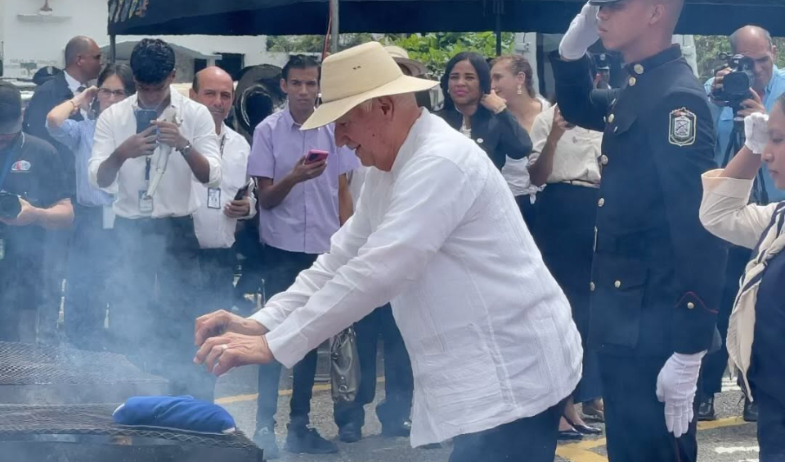 ¡'Fue una experiencia que me llenó de orgullo'! Ulpiano Vergara fue abanderado de honor en la cremación de banderas deterioradas 