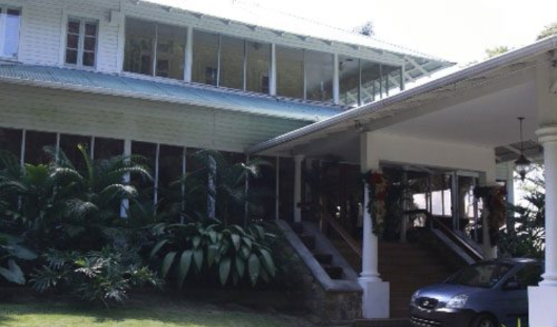 Gobierno defiende el rescate de la Villa Diplomática 
