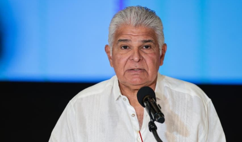 El Gobierno de Panamá licitará en 2026 un puerto en el lado Atlántico del Canal 