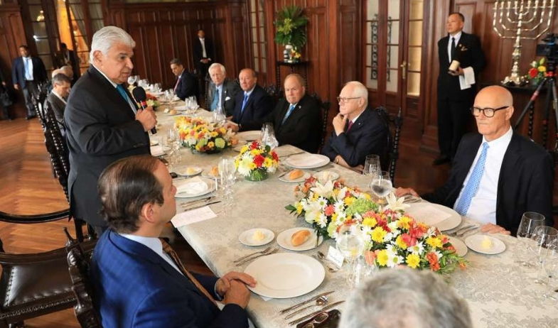 Presidente Mulino y Junta Asesora de la ACP reafirman estrategia para la próxima década 