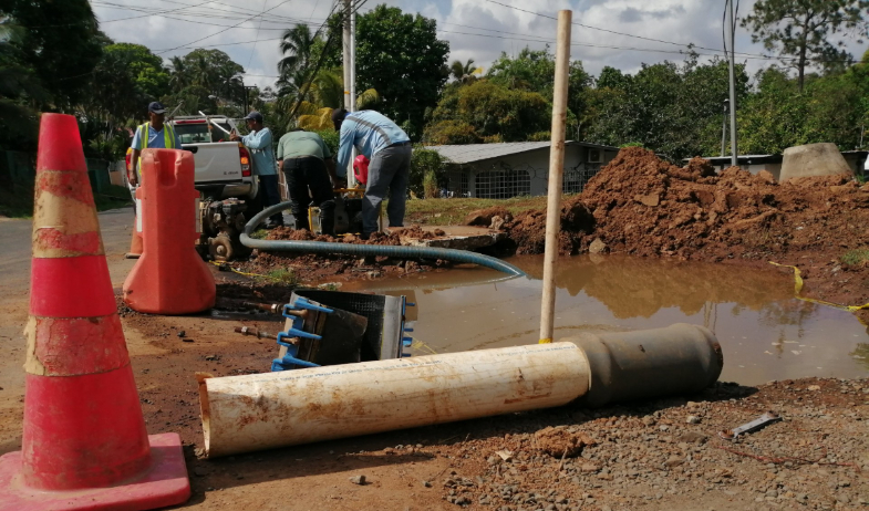 Roturas de tuberias y desabastecimiento de agua en Arraiján 
