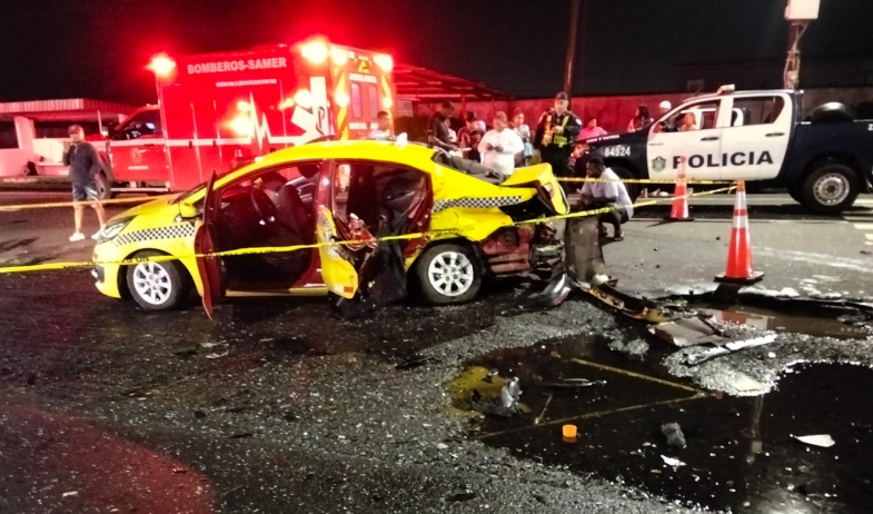 Mujer muere en accidente de tránsito en la vía Panamá–Colón 