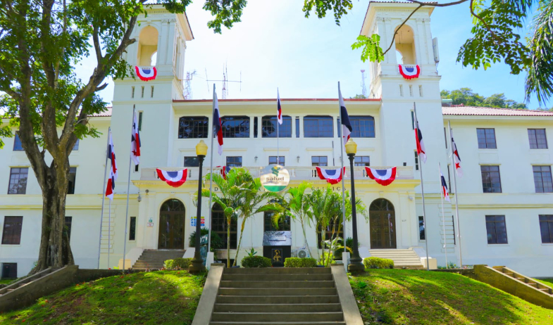 Un brote de tos ferina obliga a suspender las clases en la comarca Ngäbe Buglé 