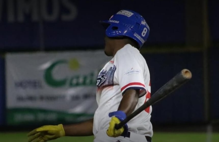 Emisoras califican de injustificado el alza en derecho de transmisión del béisbol nacional 