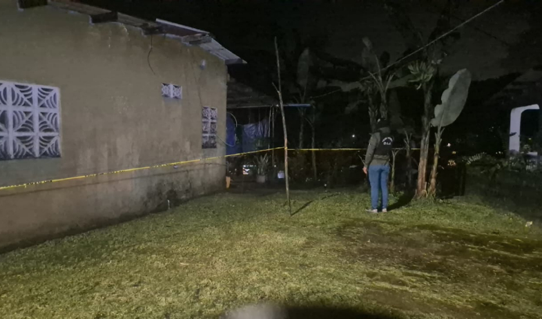 Identifican a joven asesinado a tiros dentro de su residencia en Cativá 
