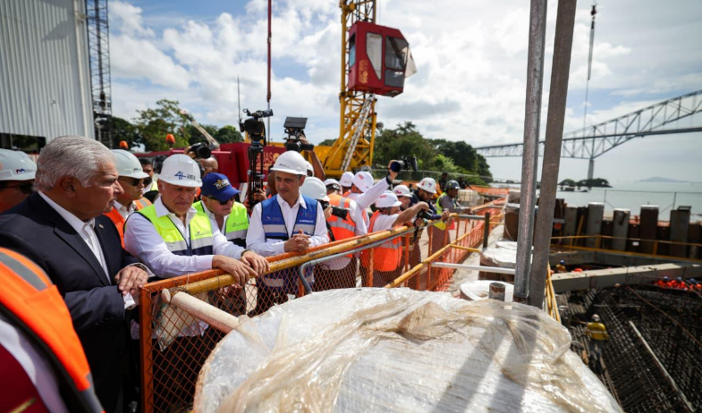 El cuarto puente sobre el Canal de Panamá avanza en un 30% 
