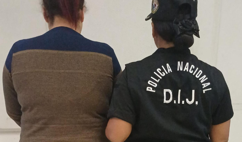 Funcionaria de la CSS es aprehendida por presunto cobro para agendar citas 