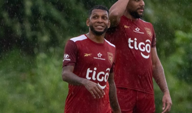 Alberto Quintero es elegido el mejor futbolista de Panamá en la encuesta de El País  