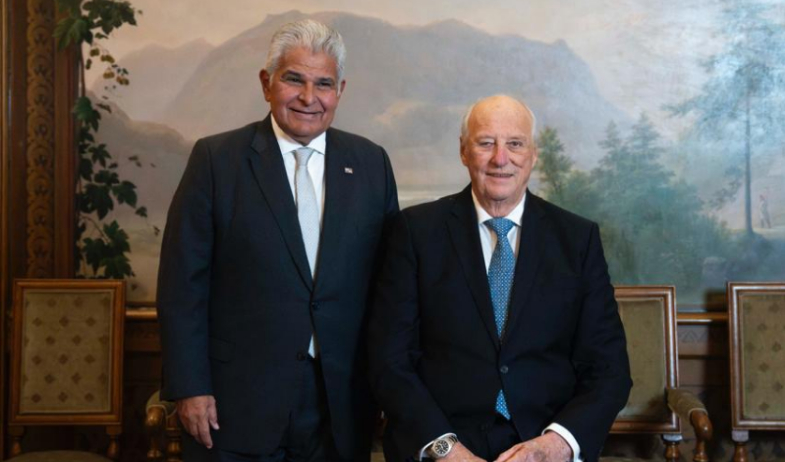 El rey de Noruega felicita a Panamá, Argentina, Ecuador y Paraguay por ser pilares de la democracia en Latinoamérica 