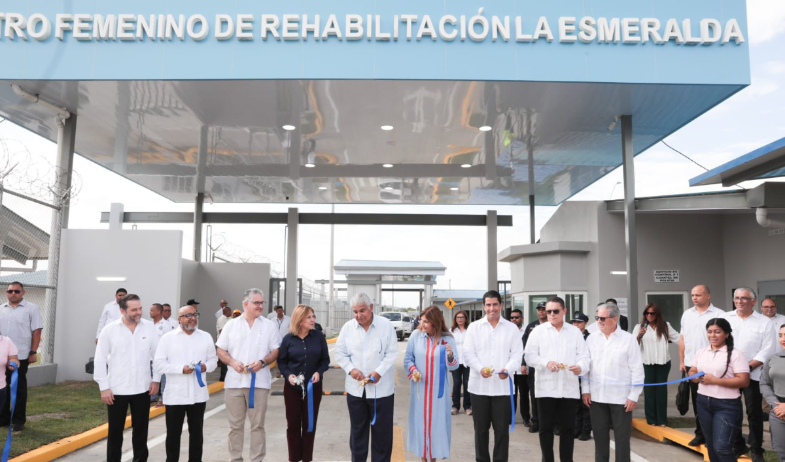 Inauguran el nuevo Centro Femenino de Rehabilitación La Esmeralda 
